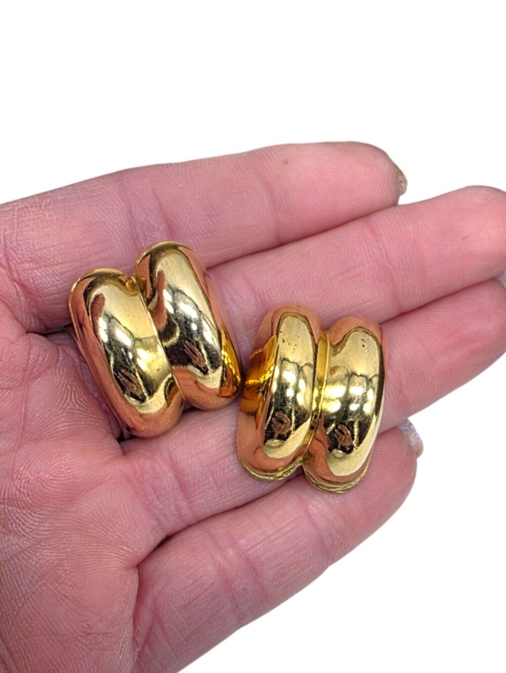 Vintage 1980s Napier Gold Tone Bracelet & Matching Earrings Set - Picture 3 of 12